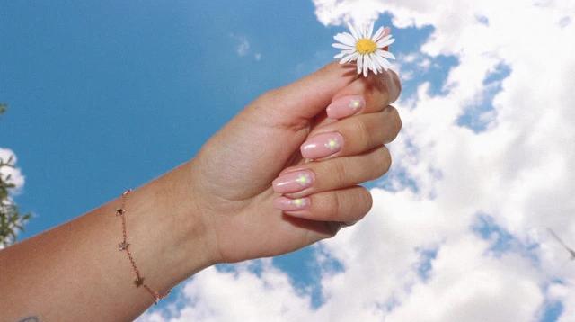 A love affair with Nail Art ...
