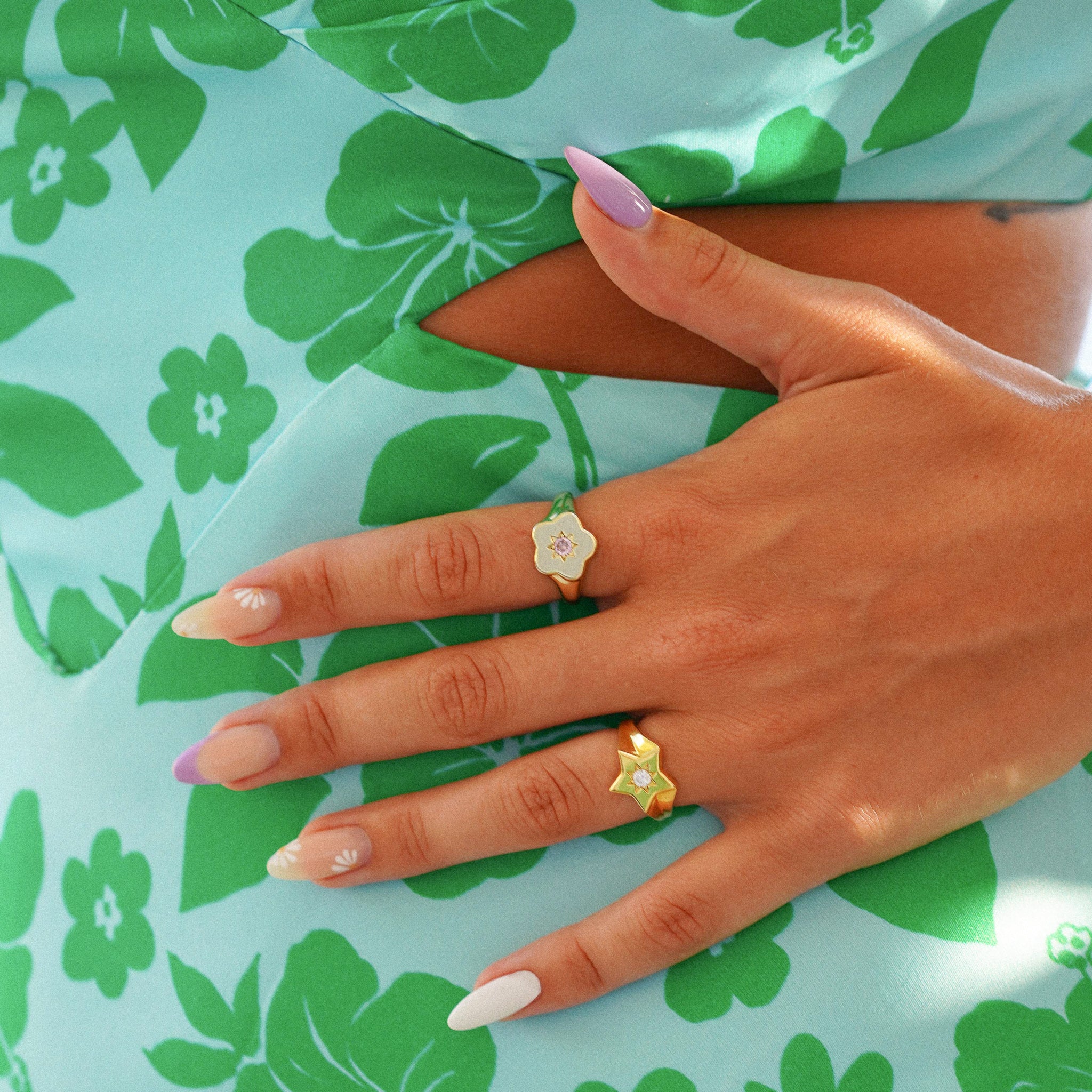 Flower Power Signet Ring - Junk Jewels