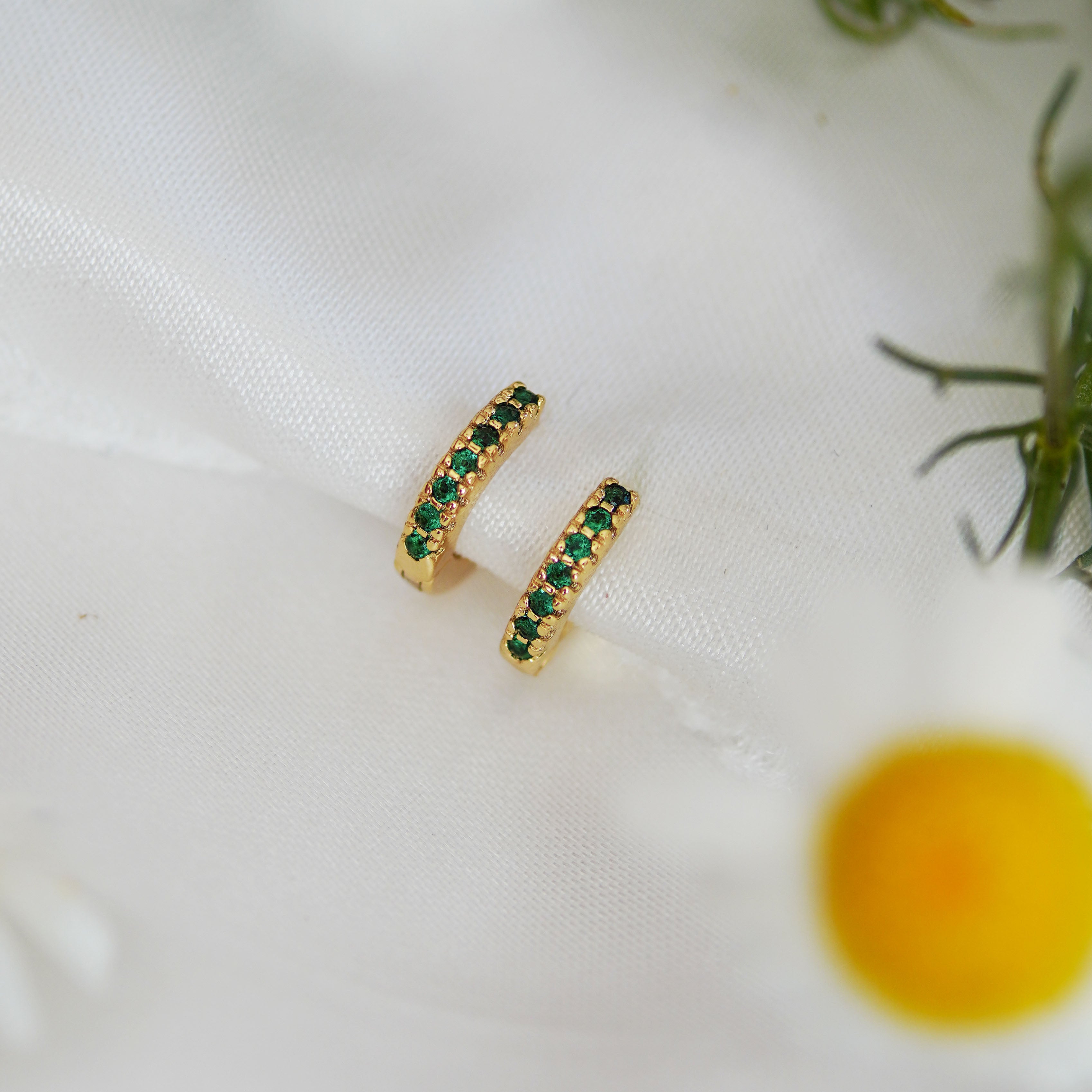 Emerald Green Huggie Hoop Earrings - Junk Jewels