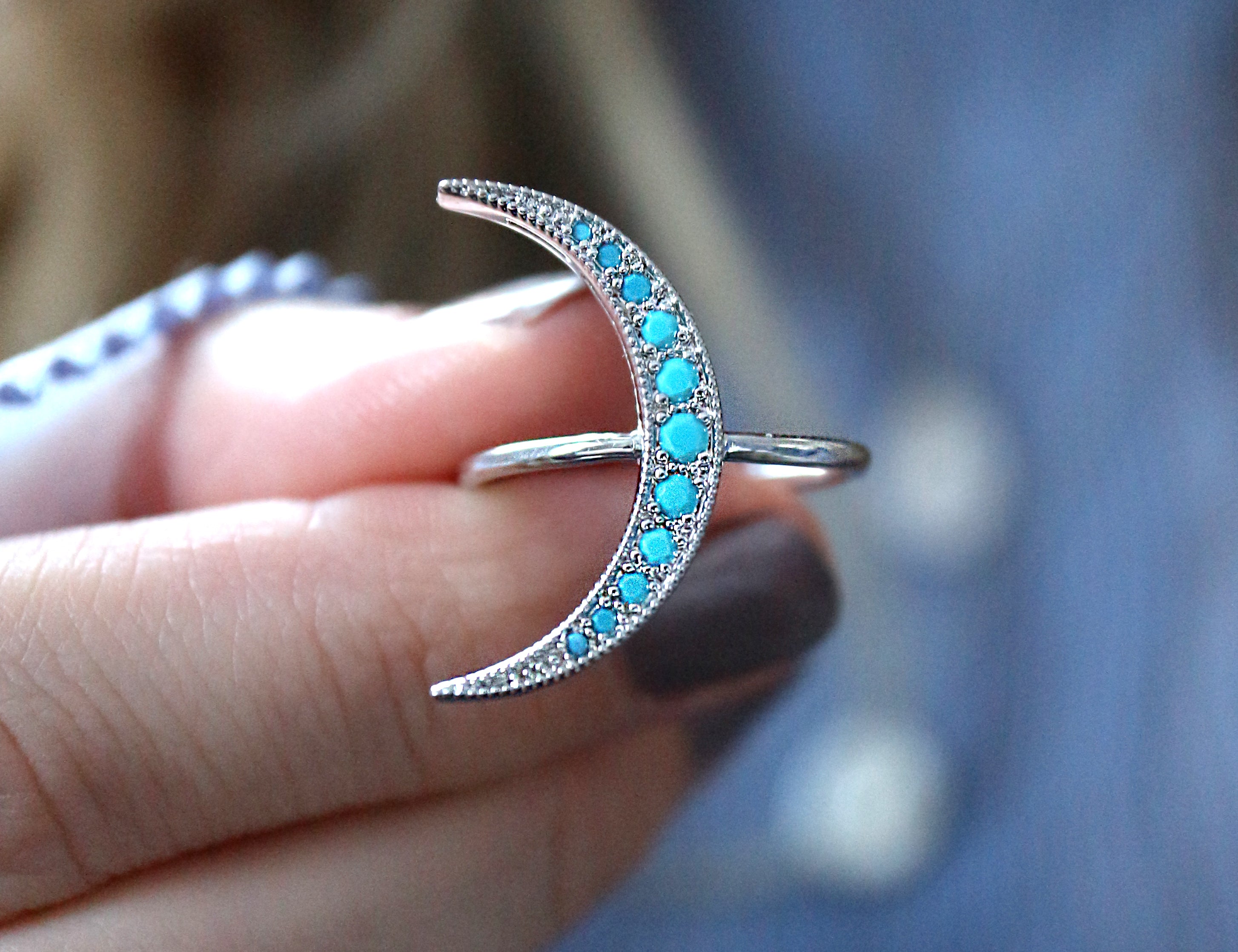 Moon Crescent Ring - Junk Jewels