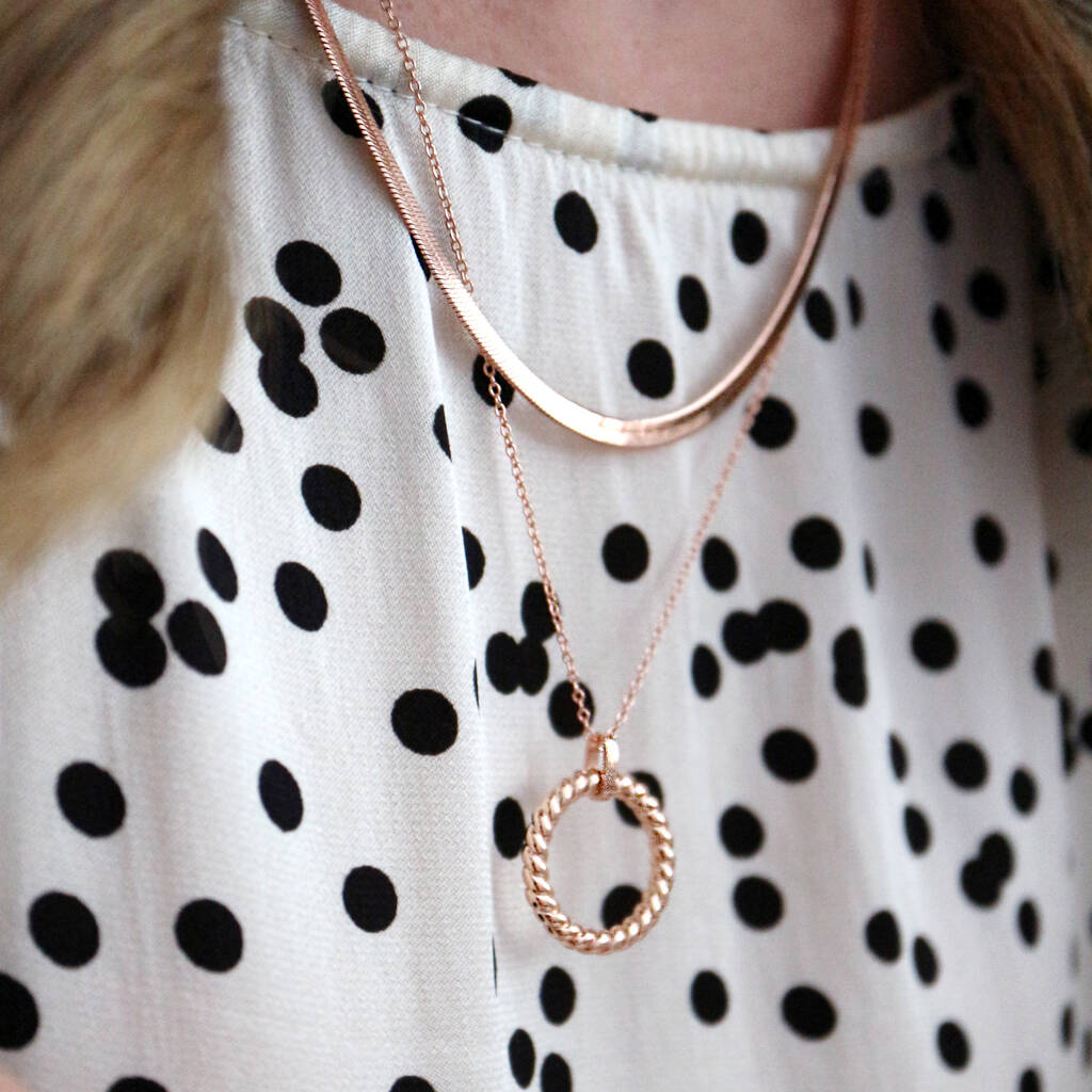 Karma Circle Necklace - Junk Jewels