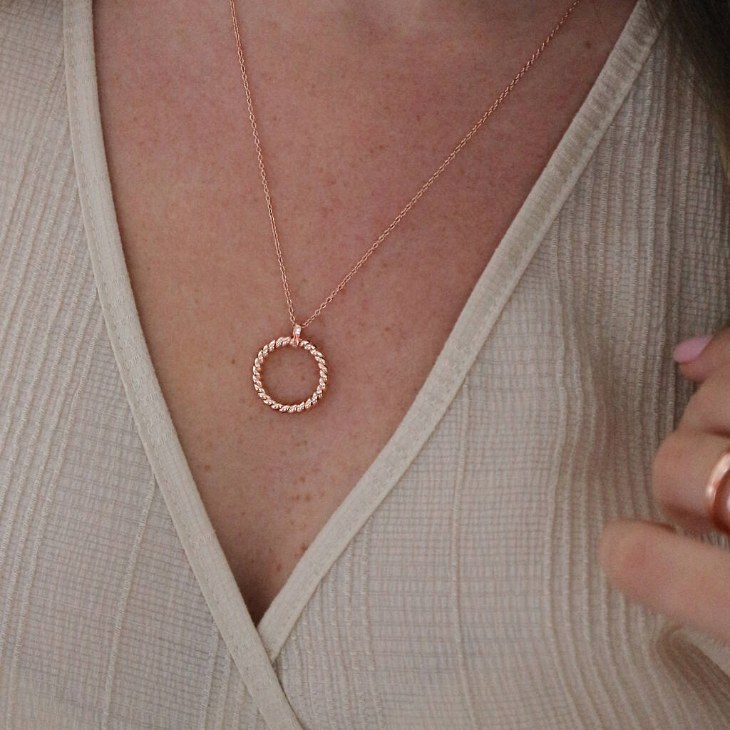 Karma Circle Necklace - Junk Jewels