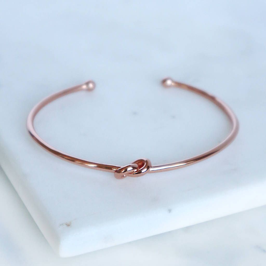 Knot Bangle - Junk Jewels