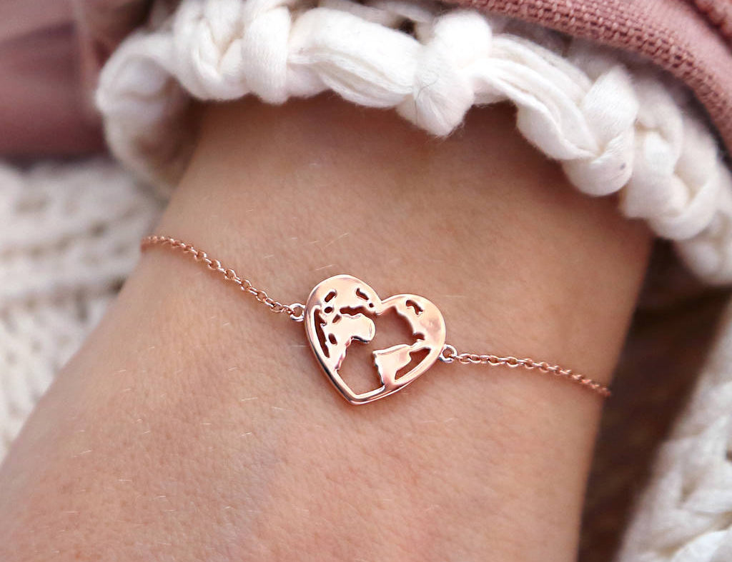 World Map Heart Bracelet - Junk Jewels
